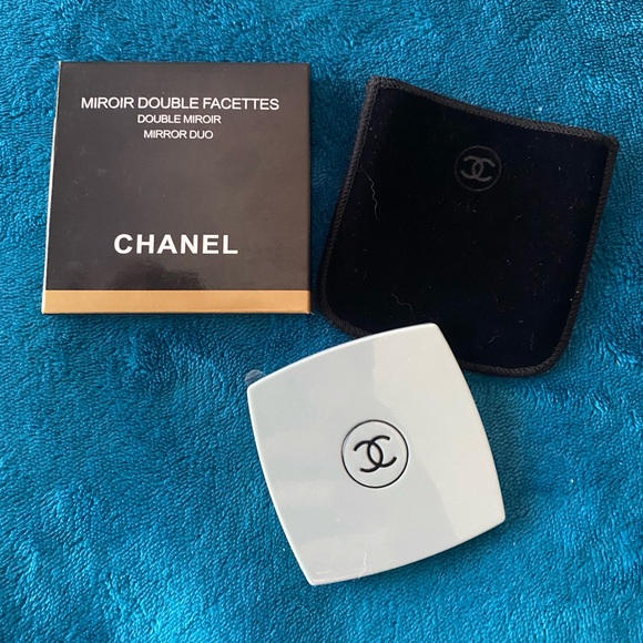 CHANEL DOUBLE SIDES MIRROR - Picture 4 of 4